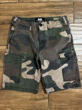 DGK Dirty Ghetto Kids Vintage Skateboard Utility Camo Cargo Shorts